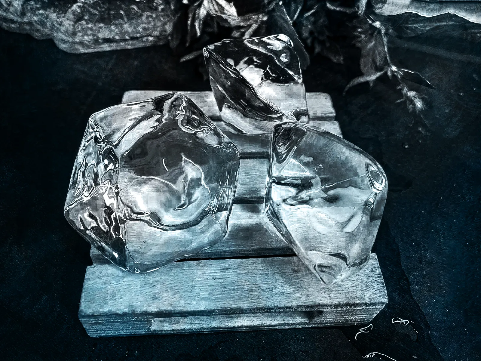 Luksusowe diamenty lodowe - kształt diamentu do champagne i koktajli VIP